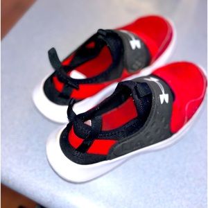 Under armour shoes kids